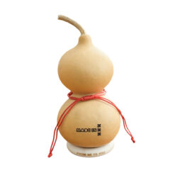 Achterkant van popje Mahi